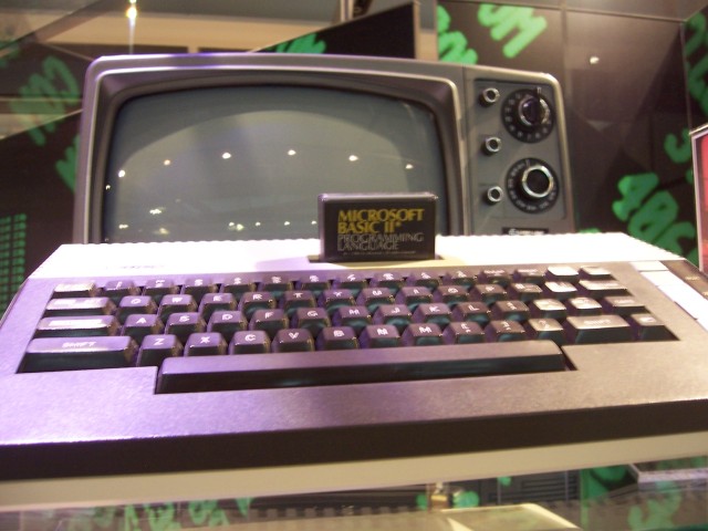 Atari_800XL.sized.jpg