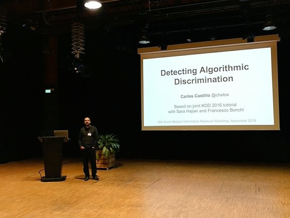 Giving a talk at TU Delft