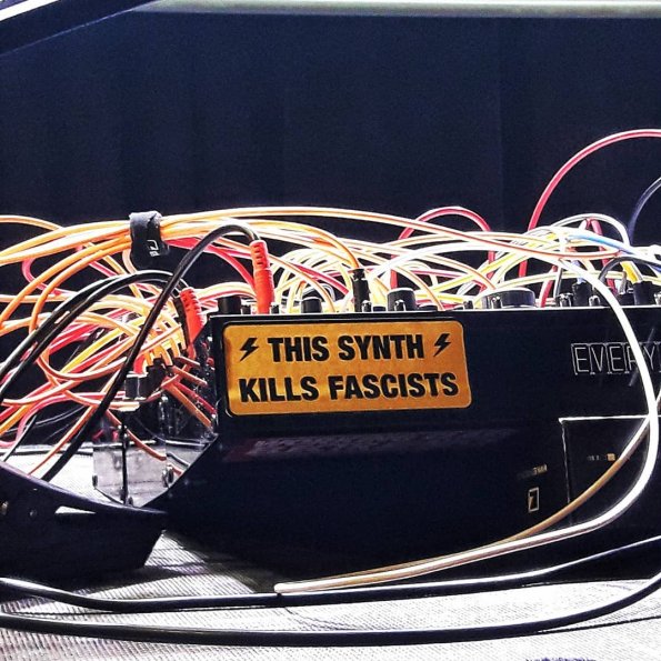 This synth kills fascists
