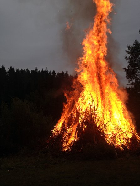 Bonfire 4